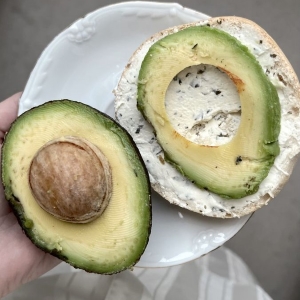 Bagel with avocado